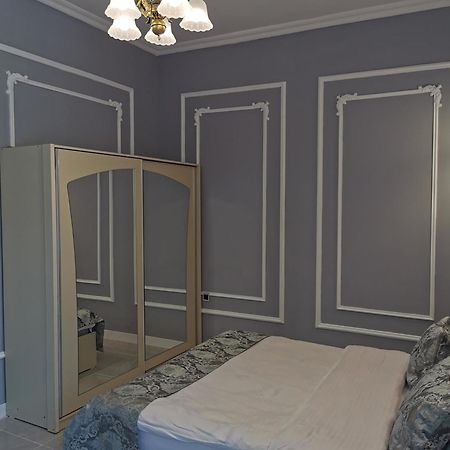 Raffles Villa With Pool غابالا المظهر الخارجي الصورة