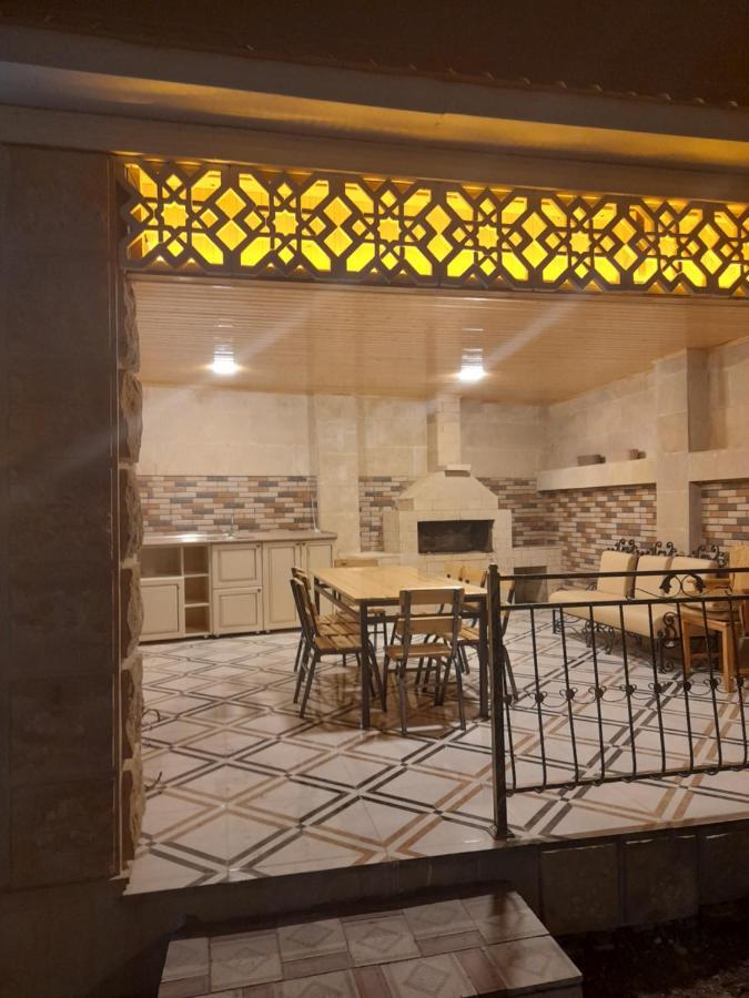 Raffles Villa With Pool غابالا المظهر الخارجي الصورة