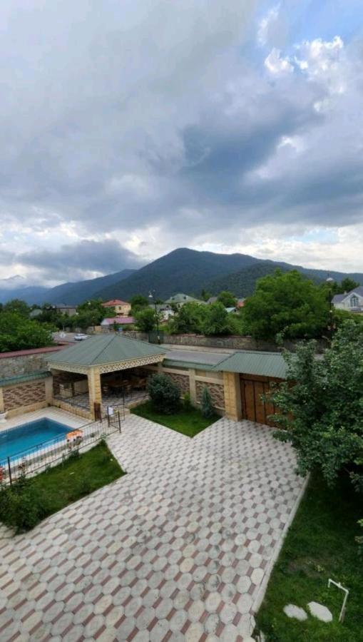 Raffles Villa With Pool غابالا المظهر الخارجي الصورة
