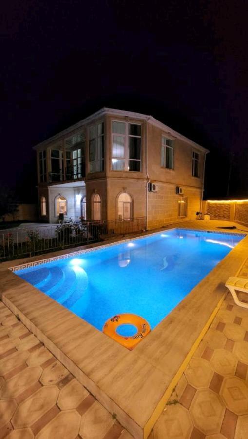 Raffles Villa With Pool غابالا المظهر الخارجي الصورة