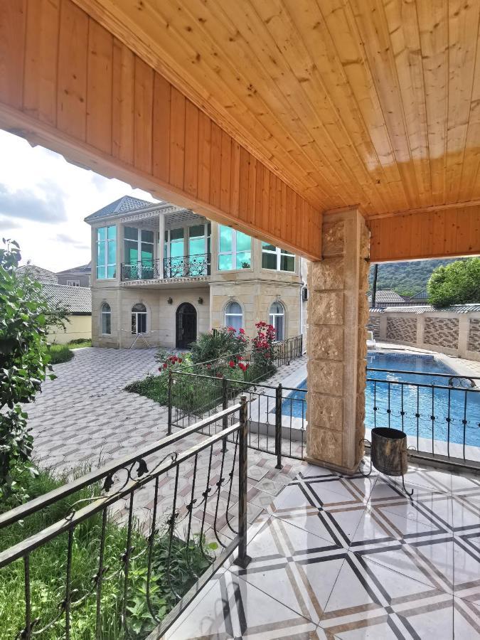Raffles Villa With Pool غابالا المظهر الخارجي الصورة