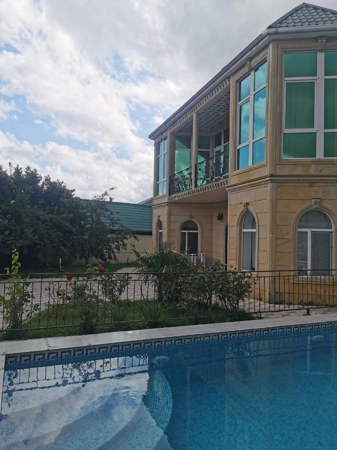 Raffles Villa With Pool غابالا المظهر الخارجي الصورة
