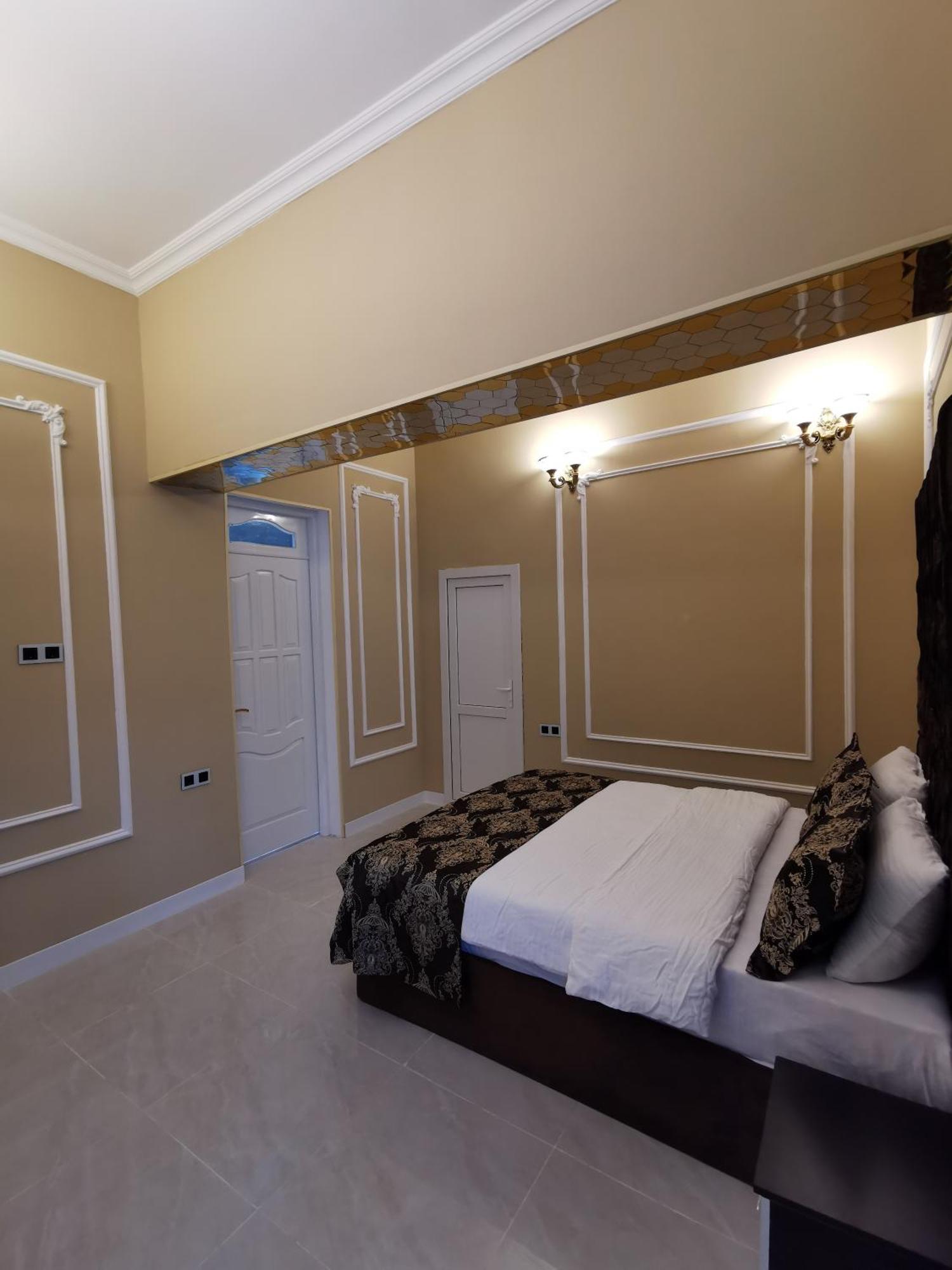 Raffles Villa With Pool غابالا المظهر الخارجي الصورة