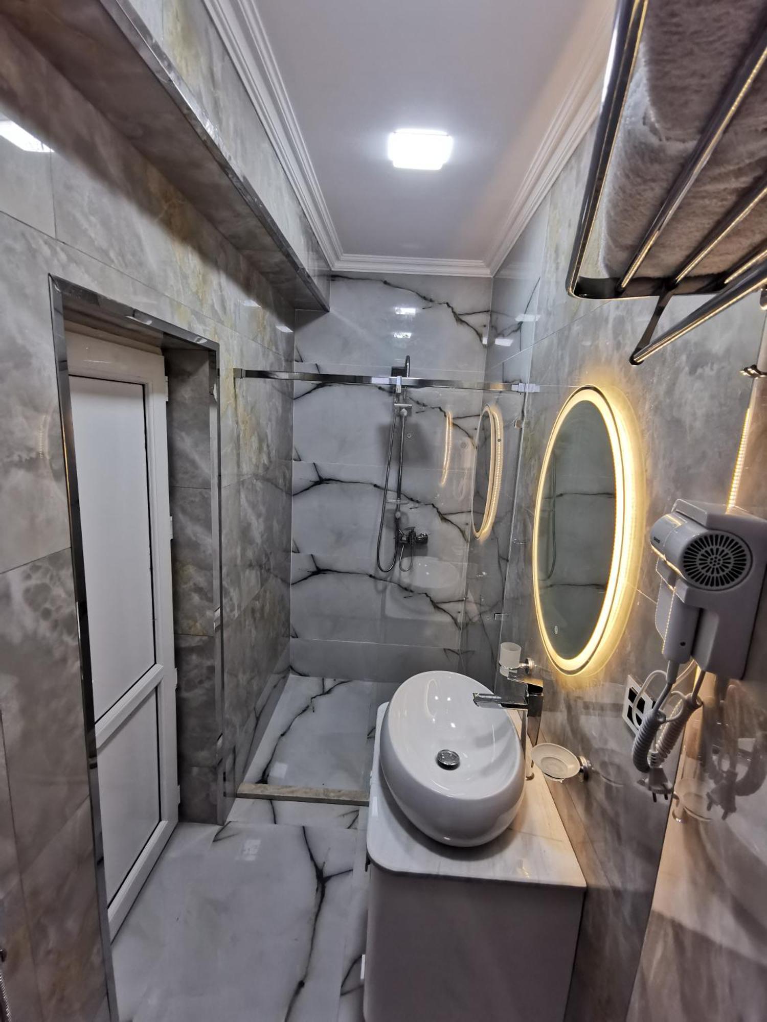 Raffles Villa With Pool غابالا المظهر الخارجي الصورة