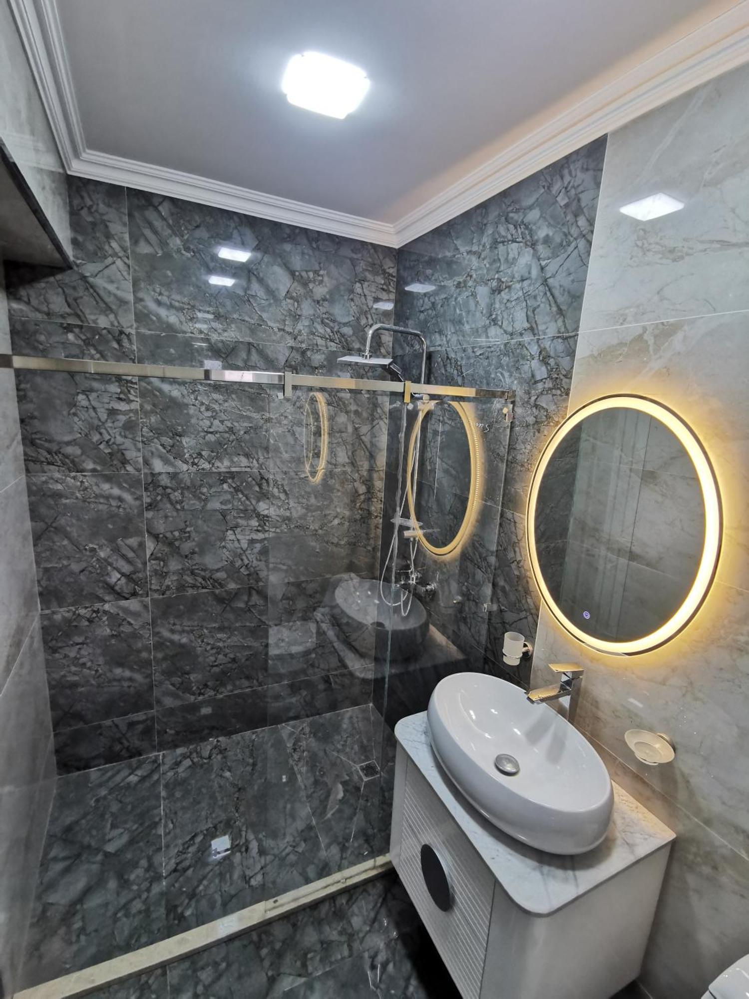 Raffles Villa With Pool غابالا المظهر الخارجي الصورة